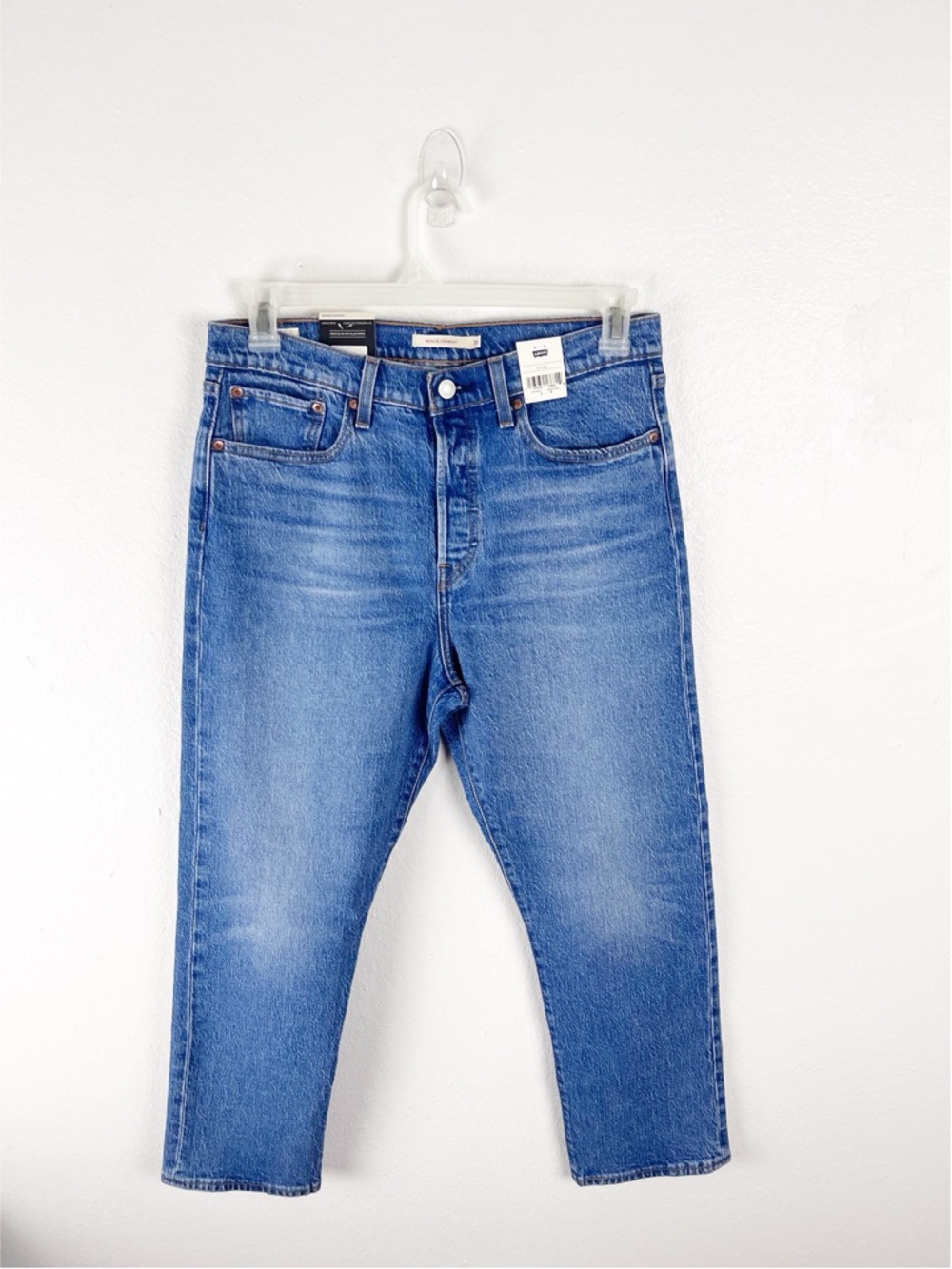 LEVI’S Wedgie Premium Denim High Rise Button Fly Straight Leg Jeans Size 31
